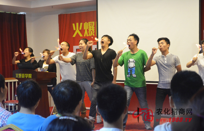 ͻ���������l(f��)�F(xi��n)�挍(sh��)���Լ�