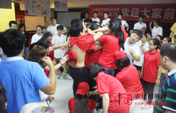 ͻ����������׃�Լ��������ӻ���չӖ(x��n)���и�