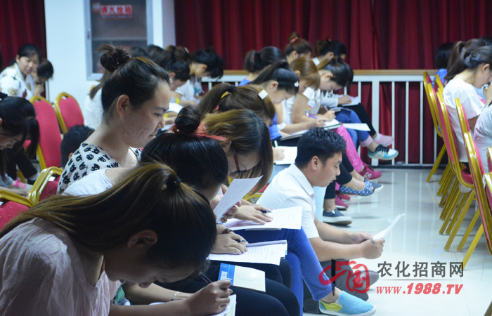 �ж�������һ�΄e�_������w�(y��n)