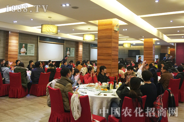 �����ԏ��𱬾W  �F�Y�^�M����