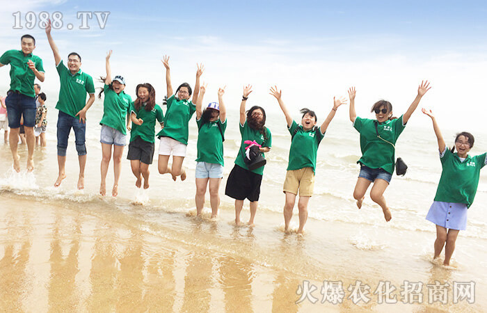 �B�u�У��ഺ·�����B�Ƹ�֮��