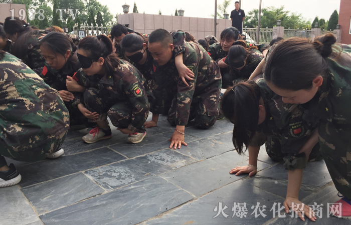 ���l(f��)�������ɾ͏�(qi��ng)����Լ�