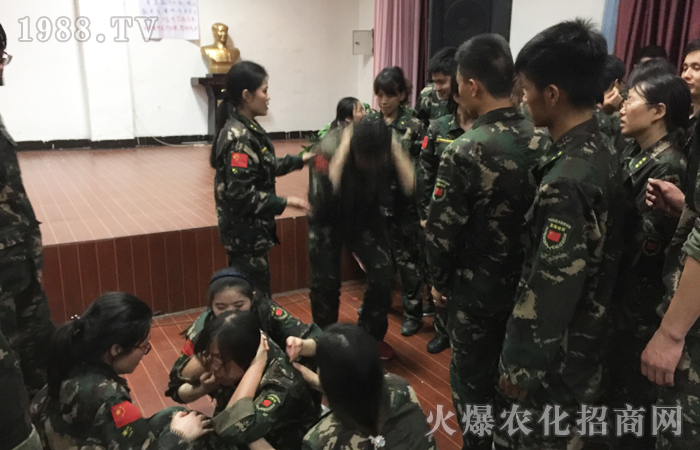 ��(d��ng)���X��������ͻ�������ڸ�׃��