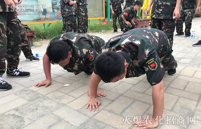 �ġ��ġ����l(f��)���^��ǰ����