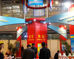 ������Ԫ�������F(tu��n)�ںϷ��׏�(f��)�ʕ�(hu��)�ϵ�չλ